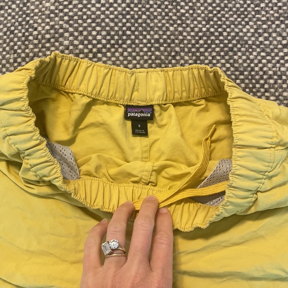 Patagonia women’s shorts. Size small. - Picture 3 of 8